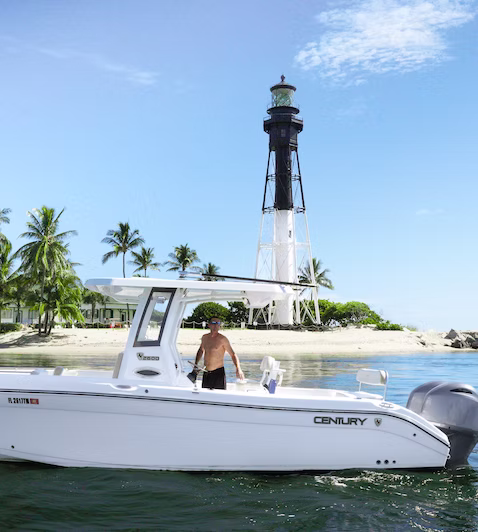 26' CENTURY CENTER CONSOLE