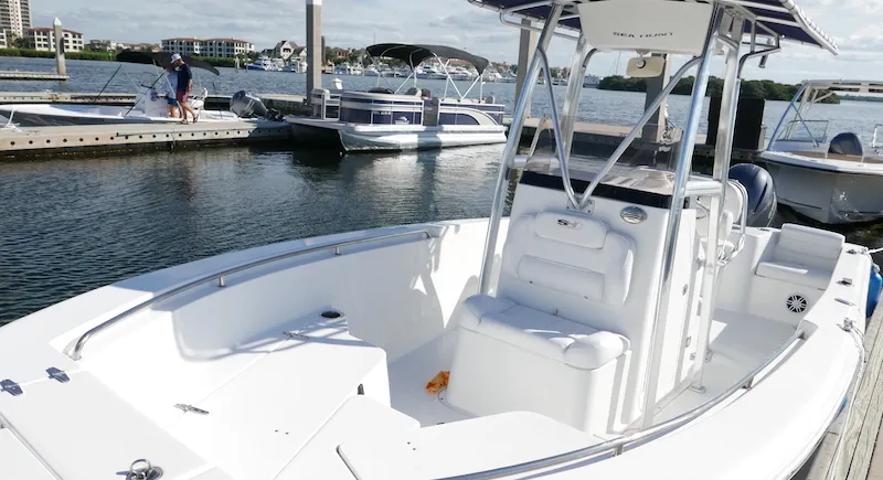 22′ SEAHUNT CENTER CONSOLE