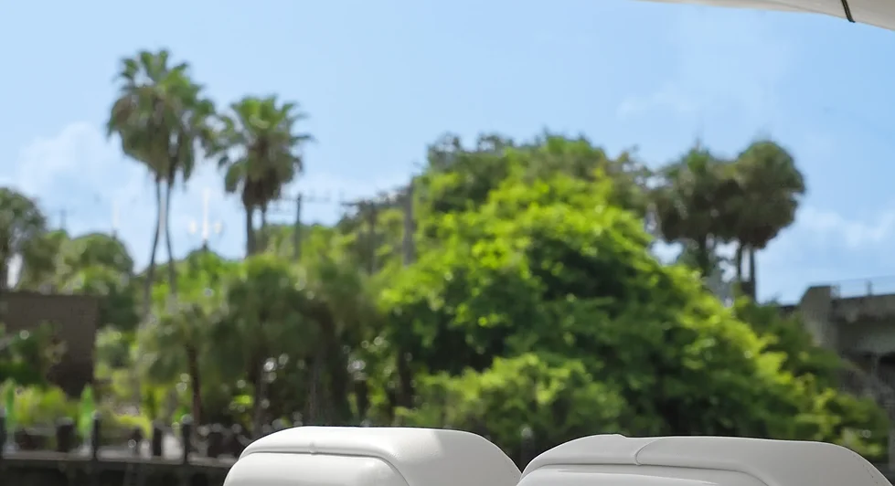 28′ COBIA CENTER CONSOLE