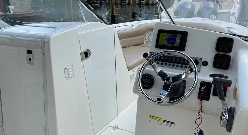 24′ KEY WEST DUAL CONSOLE