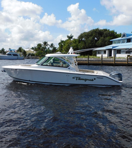 35 Pursuit Dual Console