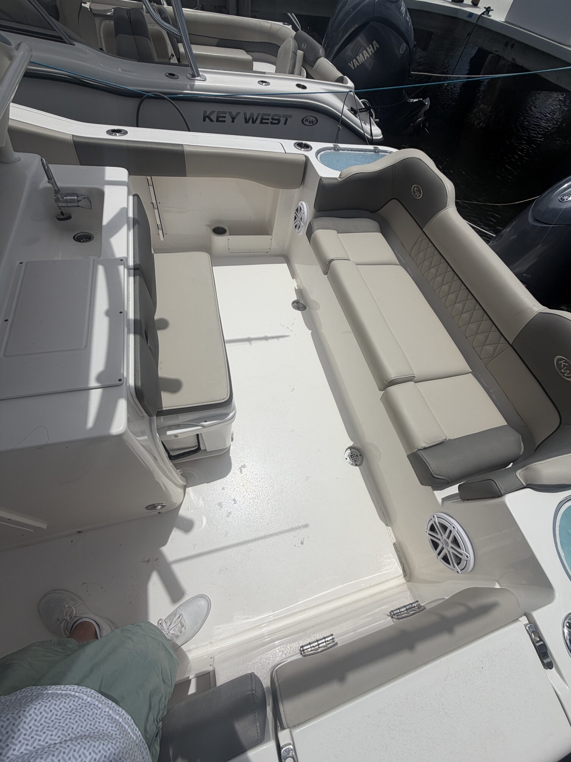 26′ Key West Center Console